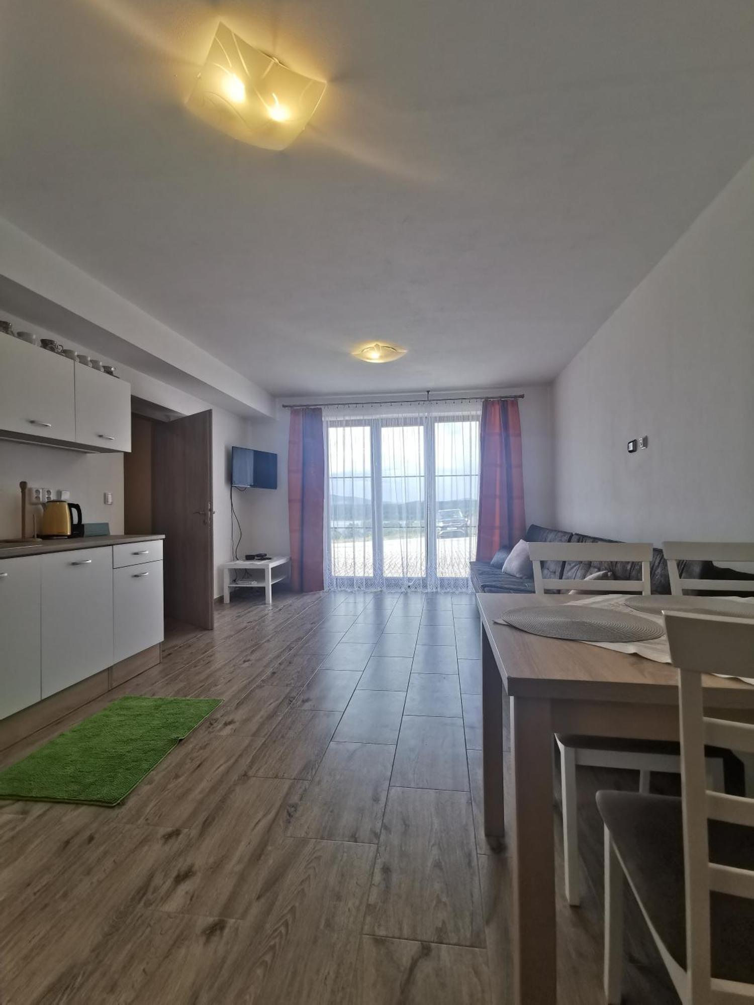 Ferienwohnung Apartman Lipno - Kovarov Pro Cyklisty A Motorkare Frymburk nad Vltavou Exterior foto